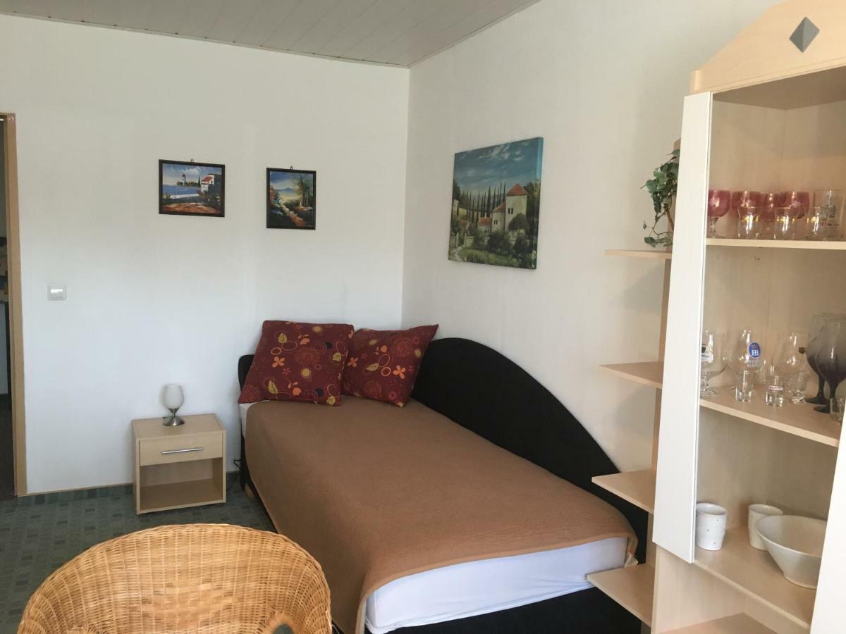 Ferienwohnung Fam.Stecher Malschwitz Bagian luar foto